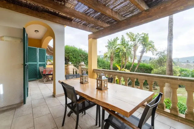 Chalet adosado con jardín y vistas en el corazón de Calvià