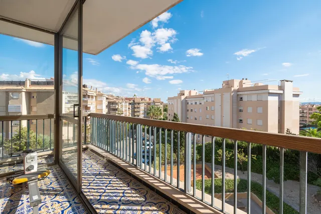 Exclusiva vivienda de alto standing con amplias terrazas, piscina y gran potencial en Son Dameto, Palma — 21