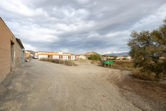 MAGNIFICO TERRENO URBANO EN LA MALAHA MUY CERCA DEL POLIGONO INDUSTRIAL DE ESCUZAR — 13