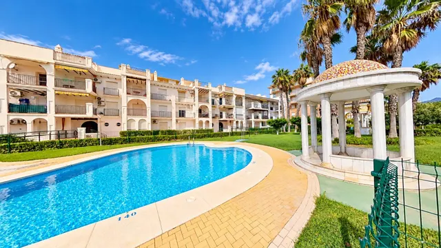 Exclusivo piso todo exterior en Laguna Beach, Torrox — 20