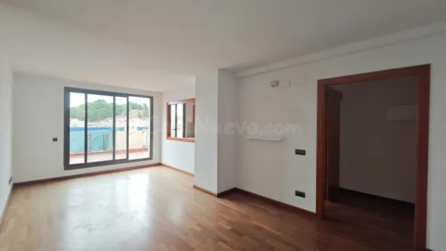 Piso de dos habitaciones en alquiler en el centro de Manresa