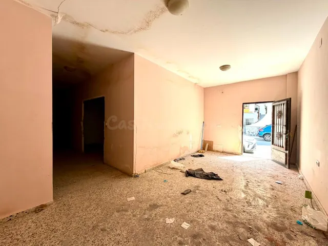 Negocio en Motril: Local comercial de 78m2 con potencial inv - foto 4