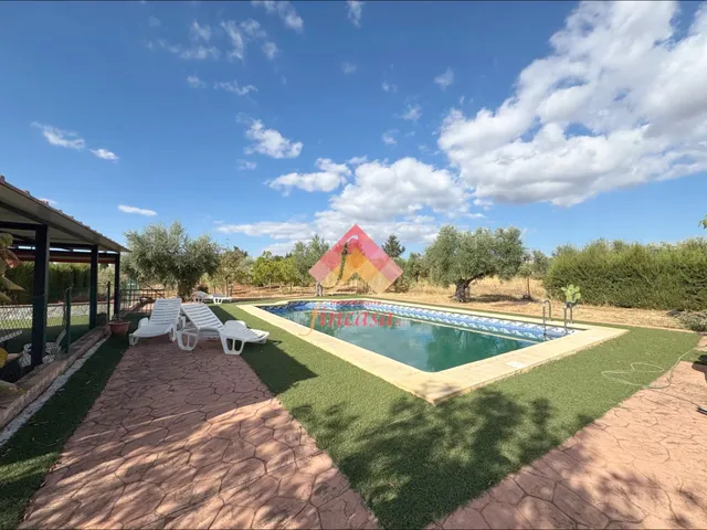 Magnífica casa de campo en entorno natural con piscina — 13