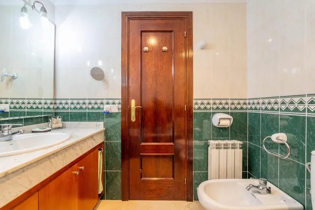 Piso con piscina zona alta de Reus — 16