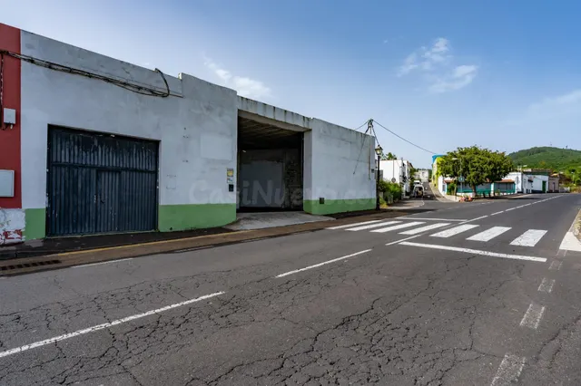 NAVE INDUSTRIAL DE 485 m2 APTA PARA LA RIC – UBICACIÓN ESTRA - foto 4