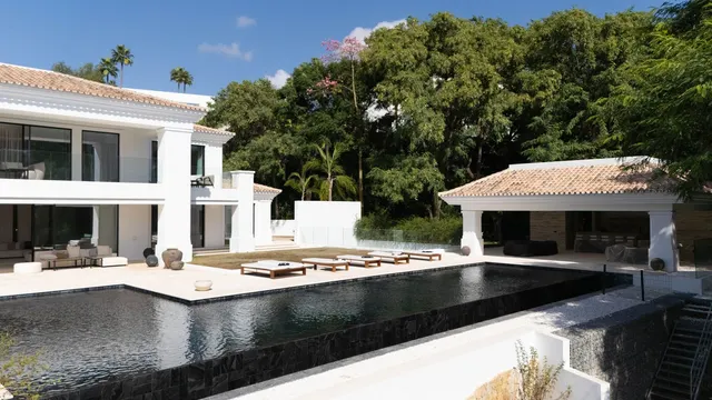 Chalet 7 habitaciones 1282m² en venta - Marbella — 7