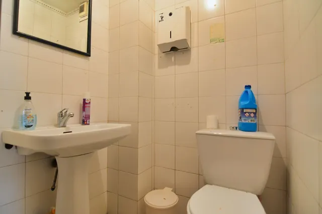 Bar 90m² en venta - Centro — 15