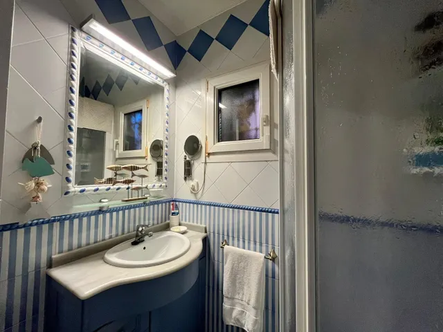 GRAN ÁTICO EN TORREVIEJA, 3 HZB, 2 BAÑOS — 29