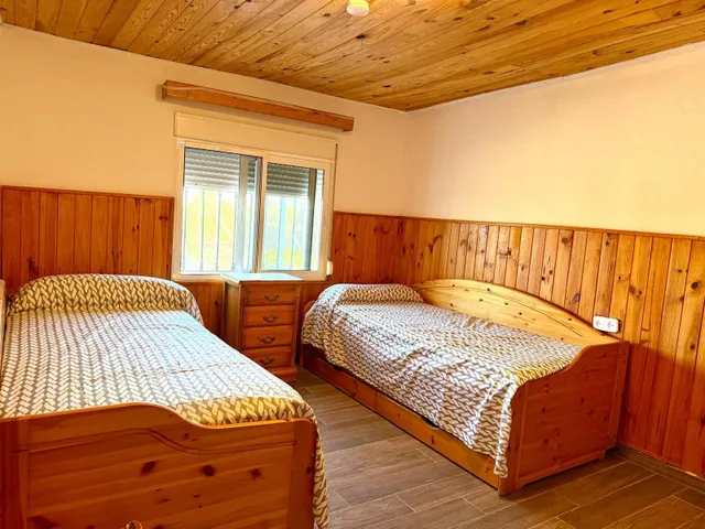 Finca en Mollina con casa, piscina, pista de tenis y 7.000 m2 de olivar. — 17