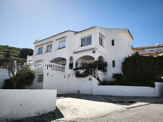 Chalet 5 habitaciones 218m² en venta - Riviera del sol — 2