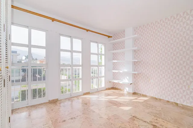 Chalet independiente en esquina en una zona muy buena de Huétor Vega — 26
