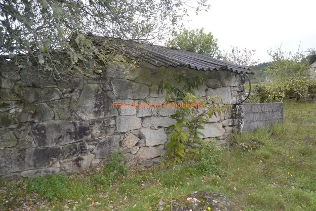REF 2775 TRES CASAS PARA REHABILITAR CON 5588m2 TERRENO (MONDARIZ) — 22