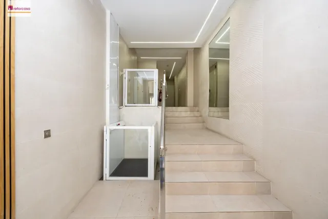 Piso y cochera en venta junto Acera de Darro. — 4
