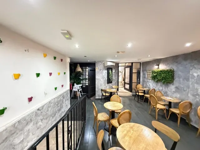 Local comercial 150m² en venta - torrevieja — 11