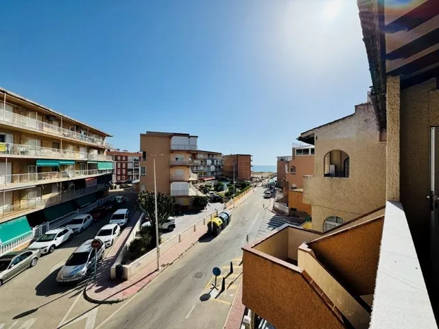 A 100 METROS DE LA PLAYA — 10
