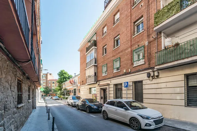 Piso exterior con terraza y mucha luz junto a marqués de vadillo — 29