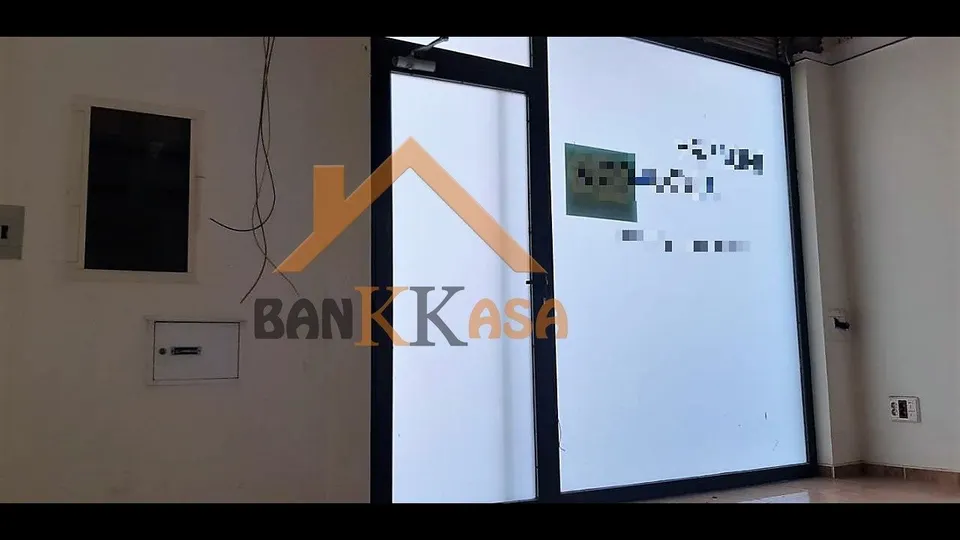 SE VENDE O SE ALQUILA LOCAL COMERCIAL EN ALMERÍA ZONA CENTRO