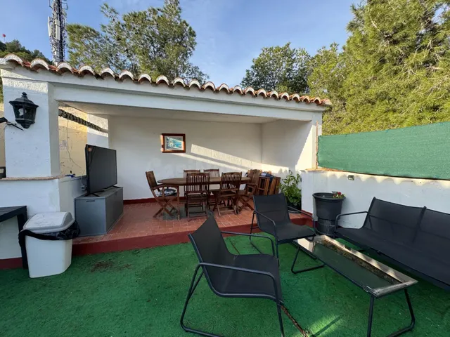 CASA CON EXCELENTES VISTAS, GARAJE Y TERRAZA CON PISCINA — 4