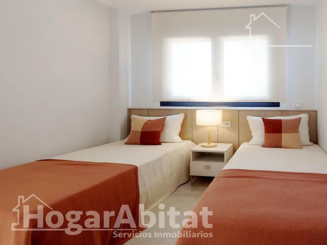 ¡ESPECTACULAR, A ESTRENAR! EXTERIOR EN RESIDENCIAL CON GARAJE Y PISCINA — 14