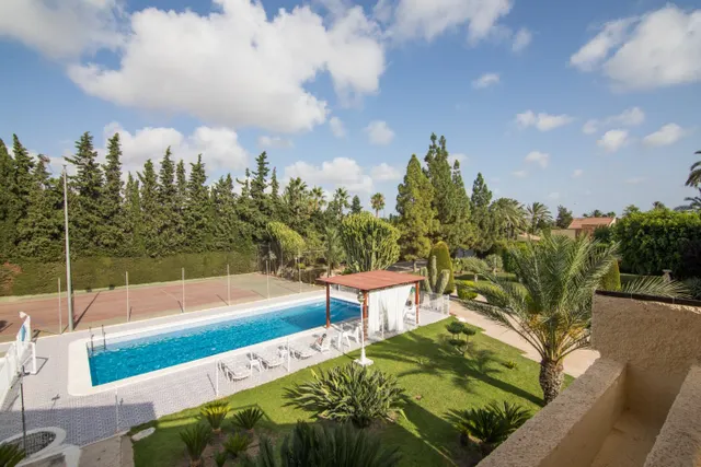 ¡villa de lujo con jardín botánico, piscina y pista de tenis en alzabares! — 50