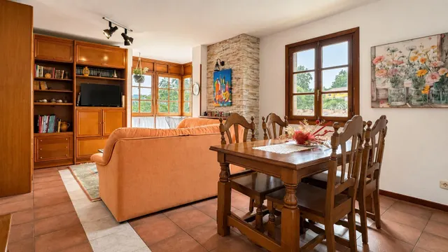 PISO CON GARAJE CERRADO EN EL CENTRO DE COMILLAS — 10