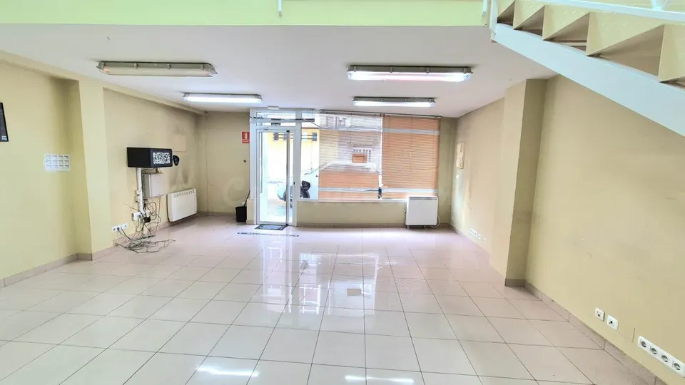 LOCAL COMERCIAL-ZONA TEMPLE