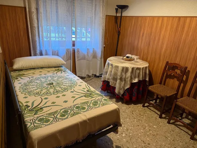Casa 4 habitaciones 200m² en venta - Calvario - foto 2