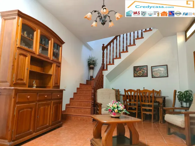chio. Casa 155 m2 en una sola planta mas solarium