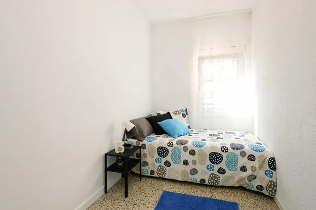 Piso en Venta en La Marina del Port - Oportunidad Única por €249,000 — 23