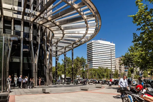 Piso exterior en el Viso — 47