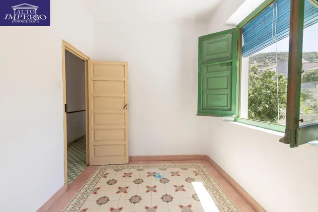 Casa con gran solar — 38