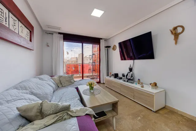 Espectacular Apartamento de 3 dormitorios en el Centro de Torrevieja — 7