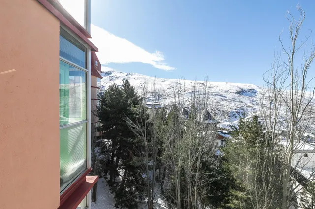 **Dúplex en Sierra Nevada: Tu Refugio Ideal en el Edificio Europa** — 19