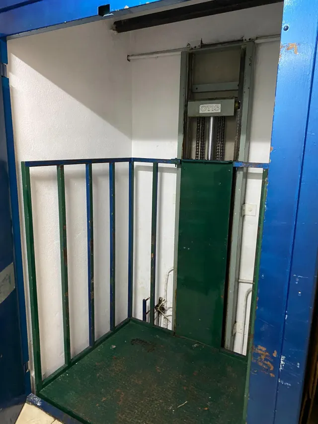 LOCAL COMERCIAL ALFAS DEL PI 320000E — 28