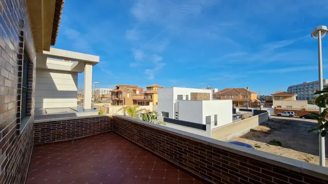 Chalet en "Las Salinas", Roquetas de Mar. - foto 5
