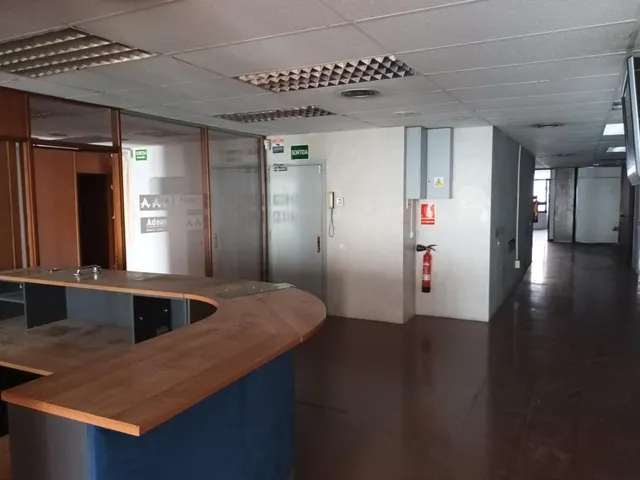 FANTÁSTICAS OFICINAS EN VENTA EN EL CORAZÓN DE BCN — 8