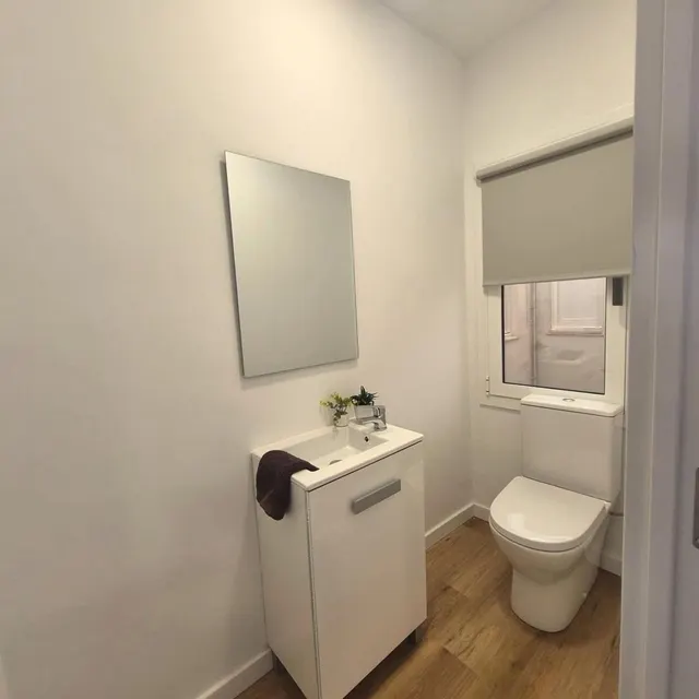 PISO REFORMADO DE 3 habitaciones CON BALCÓN Y VISTAS A VALLPARADÍS — 20