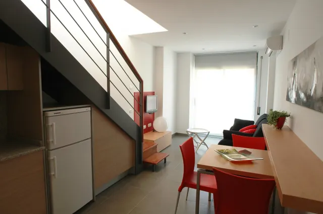 Aparthotel curta i llarga estada — 5