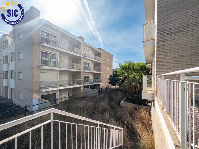 Apartamento de 2 dormitorios//bajo con jardín — 18