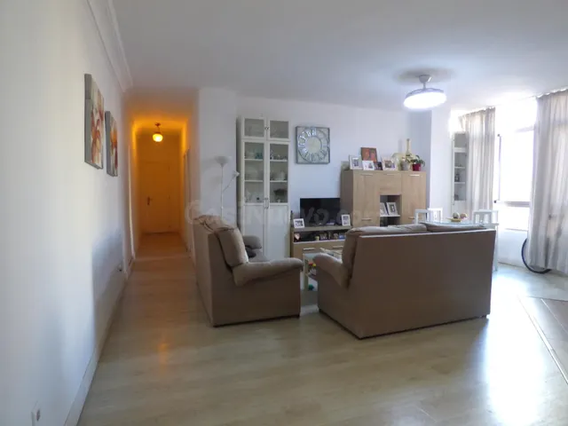 Vivienda con ascensor muy luminosa - foto 5