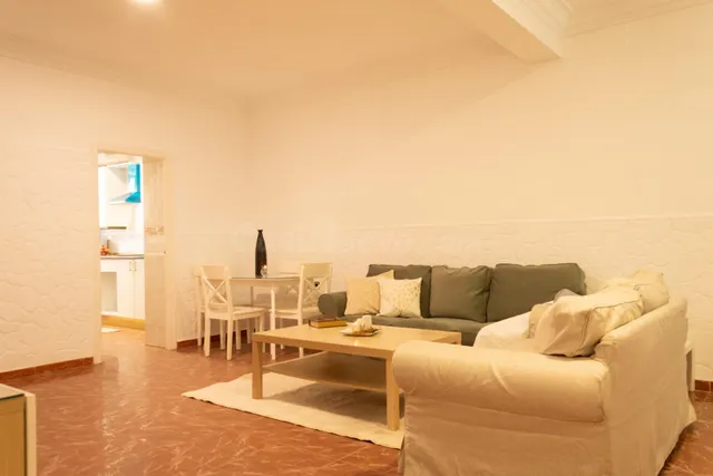 BAJO EN PLENO CENTRO DE SEVILLA (EN VENTA O EN ALQUILER DE C - foto 2