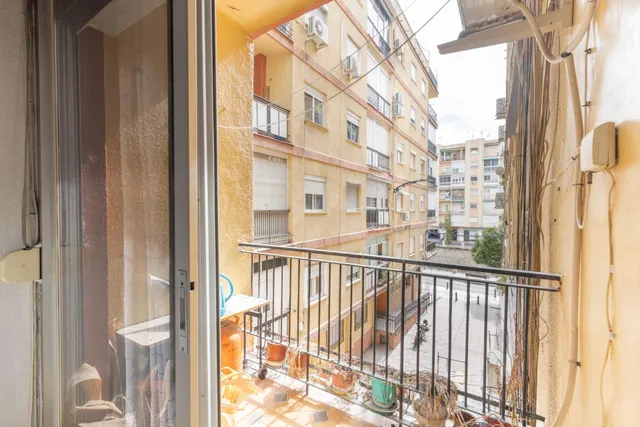 Piso amplio de tres dormitorios en ribera del genil-camino de ronda — 9