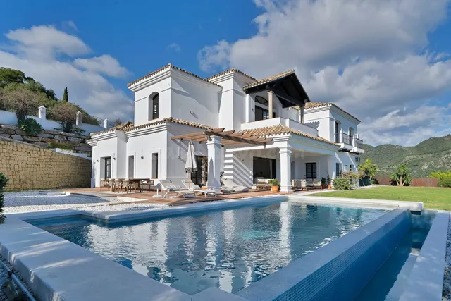 Chalet 5 habitaciones 708m² en venta - Costa del Sol - foto 2