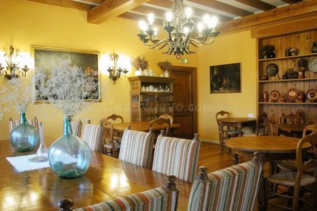 POSADA EN PLENO FUNCIONAMIENTO — 16