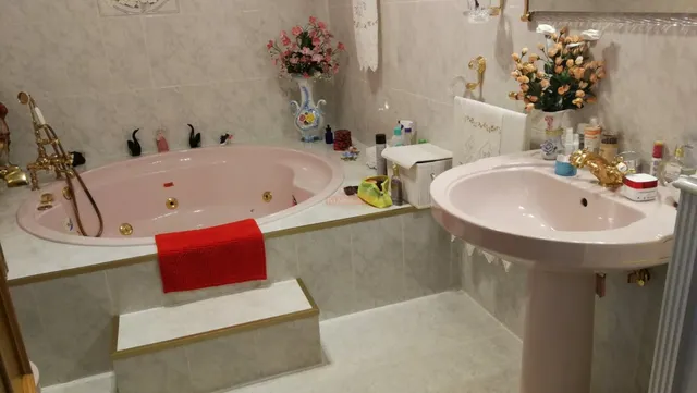 SORPRENDENTE...SE VENDE CASA DE LUJO INDEPENDIENTE, CON LOCAL, A 3 MINUTOS DEL CENTRO DE ALBACETE — 18