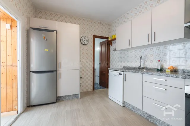 Casa tradicional con patio y acceso por dos calles en el centro de Ayamonte — 10