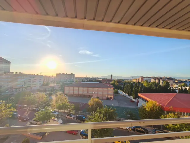 PISO DE 121 m2 CON DOS GRANDES TERRAZAS, PISCINA, GARAJE Y TRASTERO EN AVENIDA DE LA ILUSTRACIÓN — 14