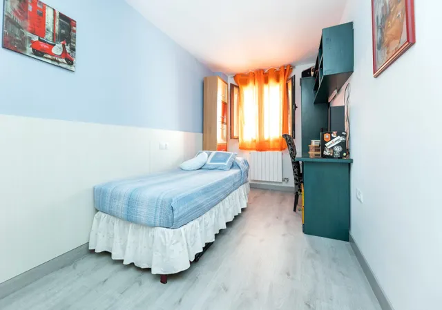 Piso en el zaidín. — 17