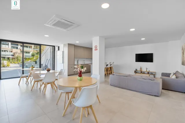 Exclusiva vivienda de lujo en planta baja con grandes terrazas, vistas a Granada — 29