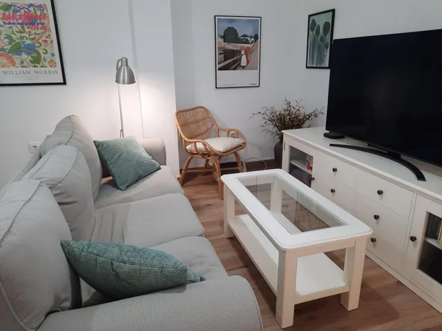 AMPLIA VIVIENDA CON ASCENSOR Y TERRAZA.-ZONA TEATRO FALLA — 6